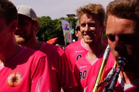 Com Together Cup